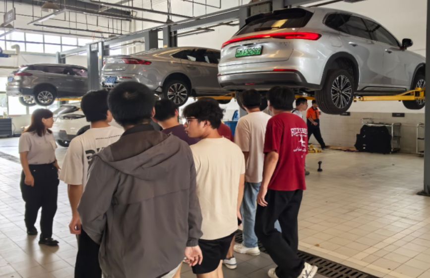 68d6477a314fd.png 68d6477a314fd.png